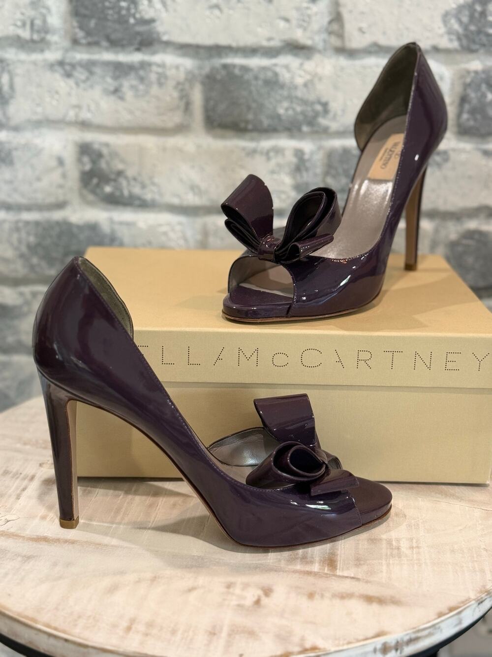 Valentino Purple Patent Leather Bow D’Orsay Heels Size 39 EU 9 US Women’s